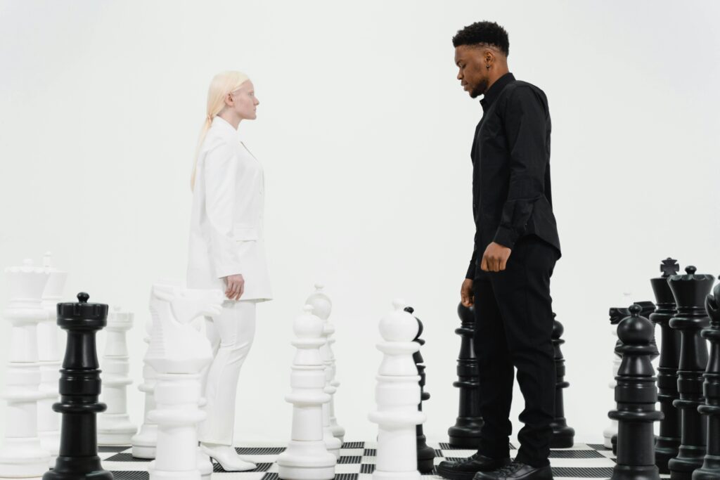 Ki mit lép és miről mond le